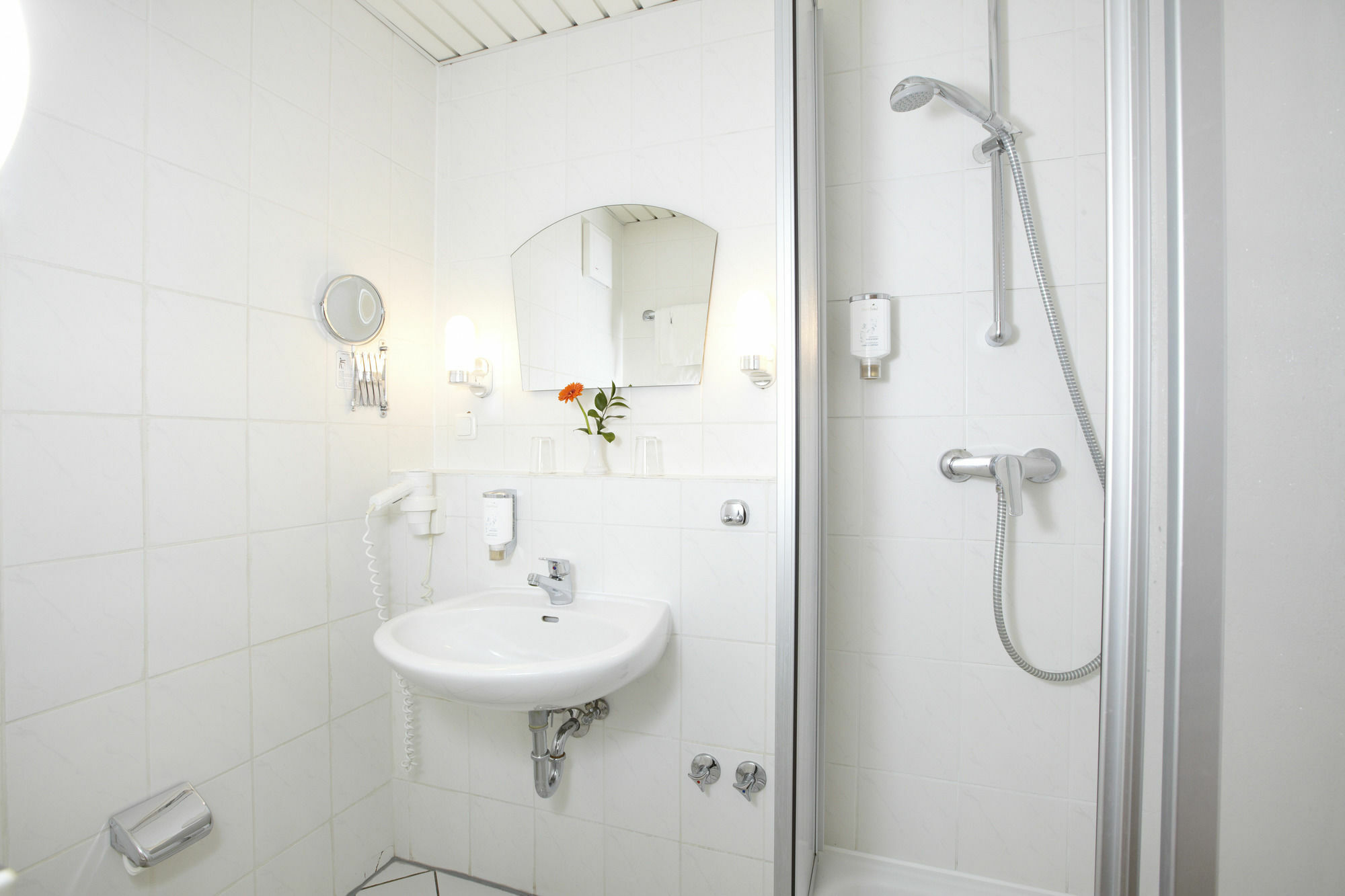 Meeressterne Hotel Weisses Schloss Heringsdorf  Ngoại thất bức ảnh